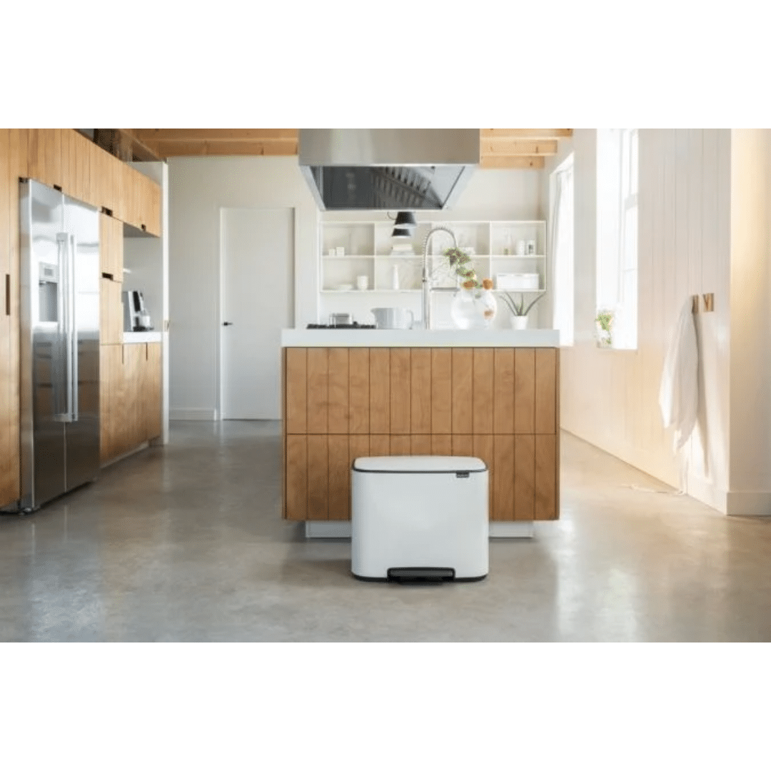 16-10682_brabantia_Bo Treteimer 11l+23l_Weiß_4 16-10682_brabantia_Bo Treteimer 11l+23l_Weiß_4