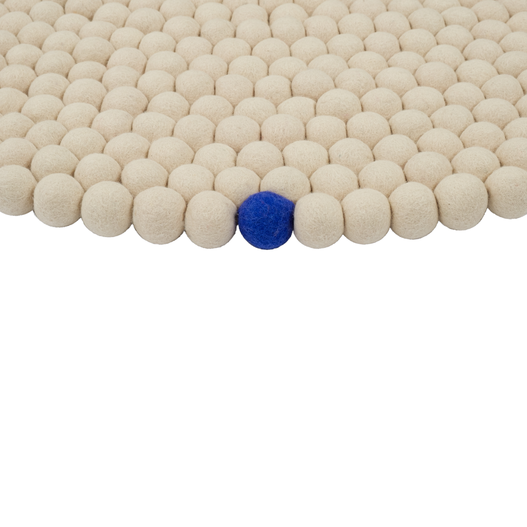 16-14900_myfelt_Big One Filzkugelteppich Rund_Beige_2 16-14900_myfelt_Big One Filzkugelteppich Rund_Beige_2