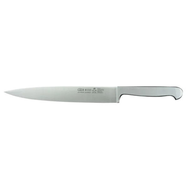 Ein Bild aus dem Taiga Store von taiga.green. Ein langes, silbernes Schneidemesser aus rostfreiem Stahl mit gerader Schneide und spitzer Spitze und einem schlanken, ergonomischen Griff. Die Klinge hat Herstellermarkierungen in der Nähe des Griffs. Der Hintergrund ist einfarbig schwarz. Jetzt bestellen im Eco Shop von www.taiga.green. Hier nachhaltig einkaufen mit dem Taiga Eco Rating